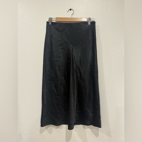 NWT Vince Satin Slip Skirt Black size Small - Picture 4 of 8